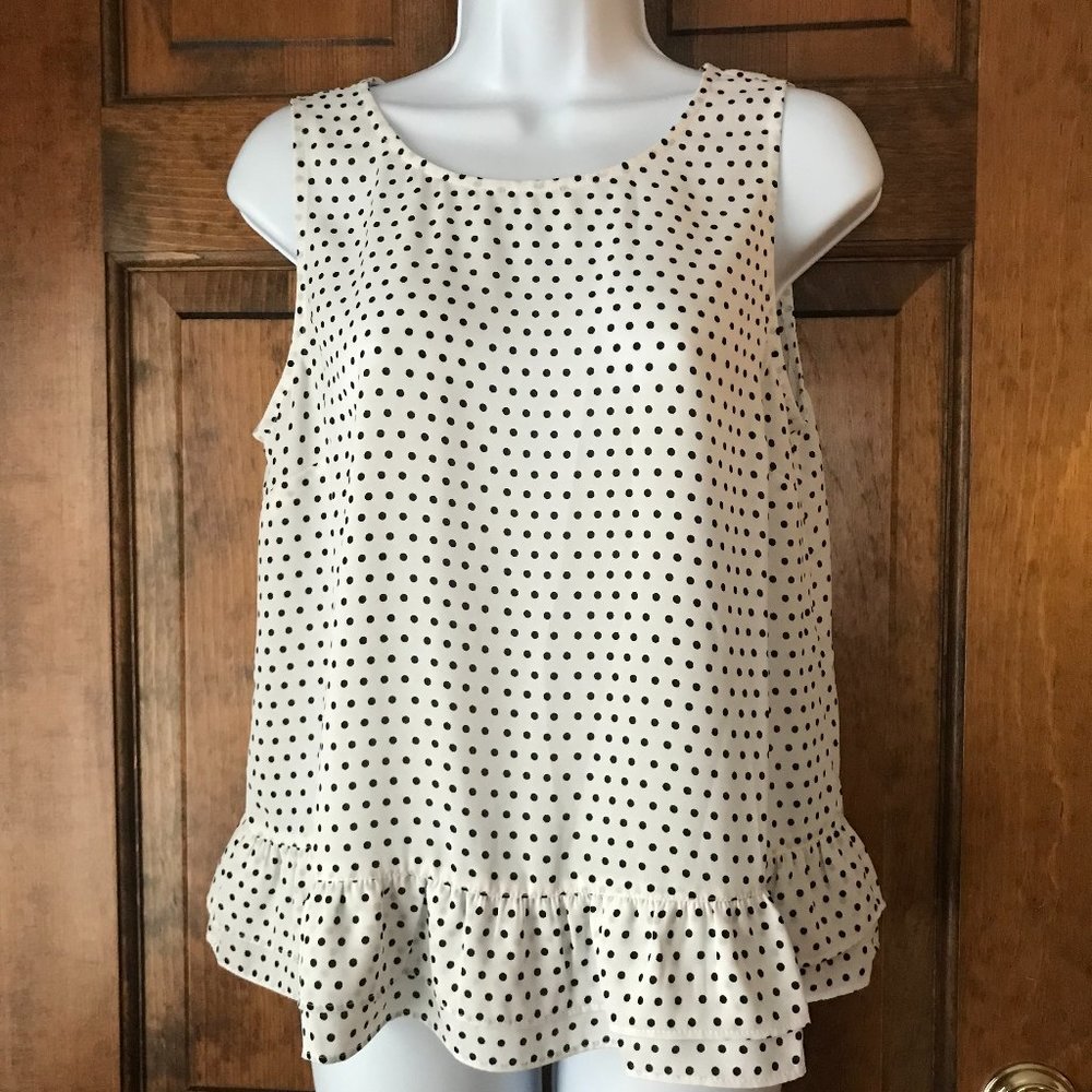 Maison Jules White w/Black Polka Dots Sleeveless Top w/Double Flounce Hem Medium